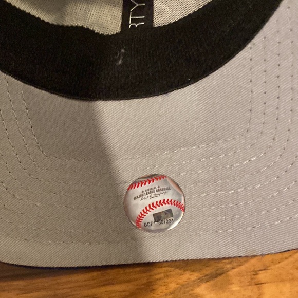 Chicago cubs adjustable baseball hat - Picture 8 of 9